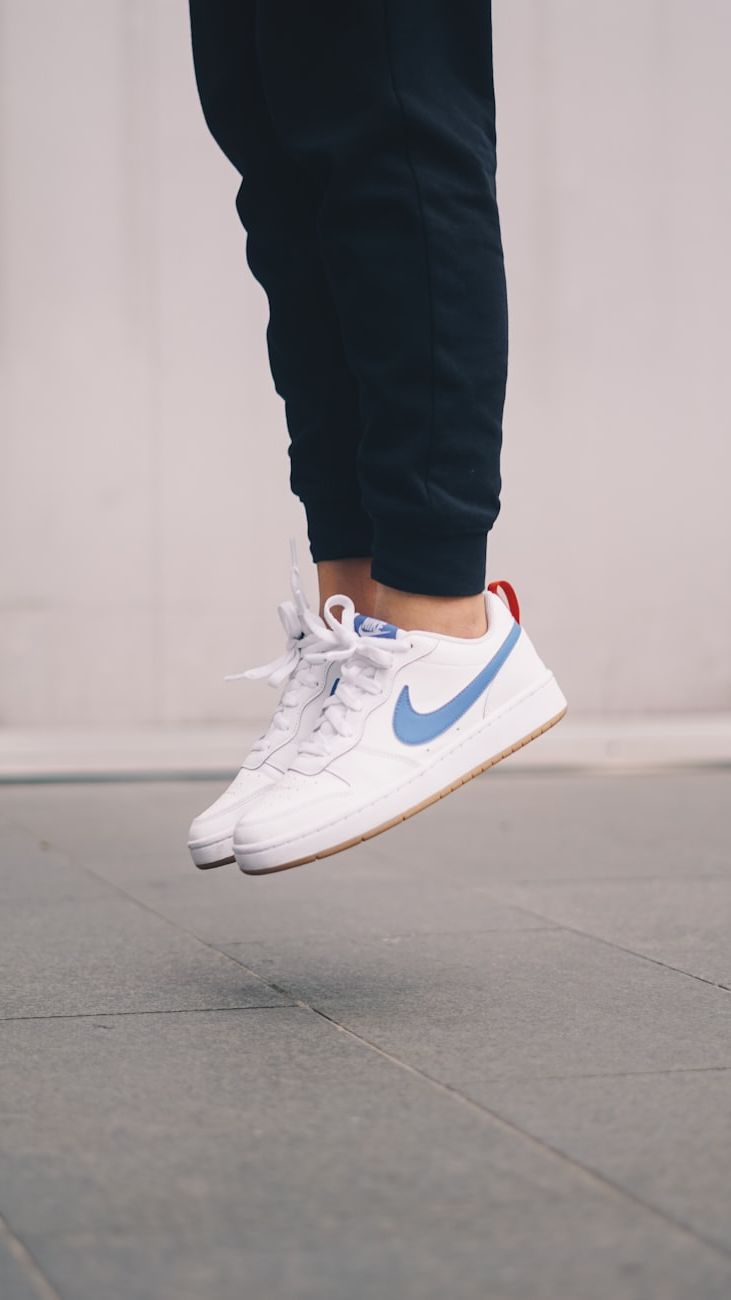 Trend on the Move: Best Sneakers for Stylish Boys