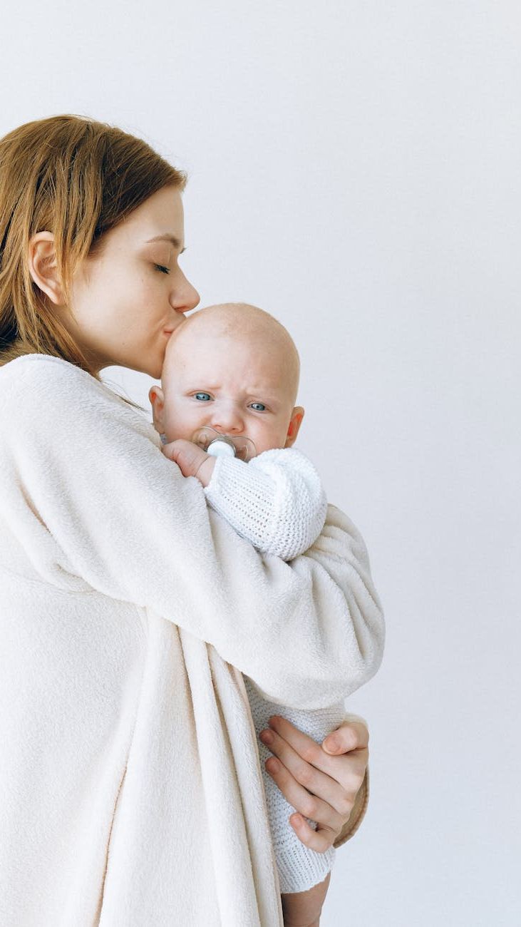 How to Build a Basic Wardrobe for Your Baby in a Unisex Style