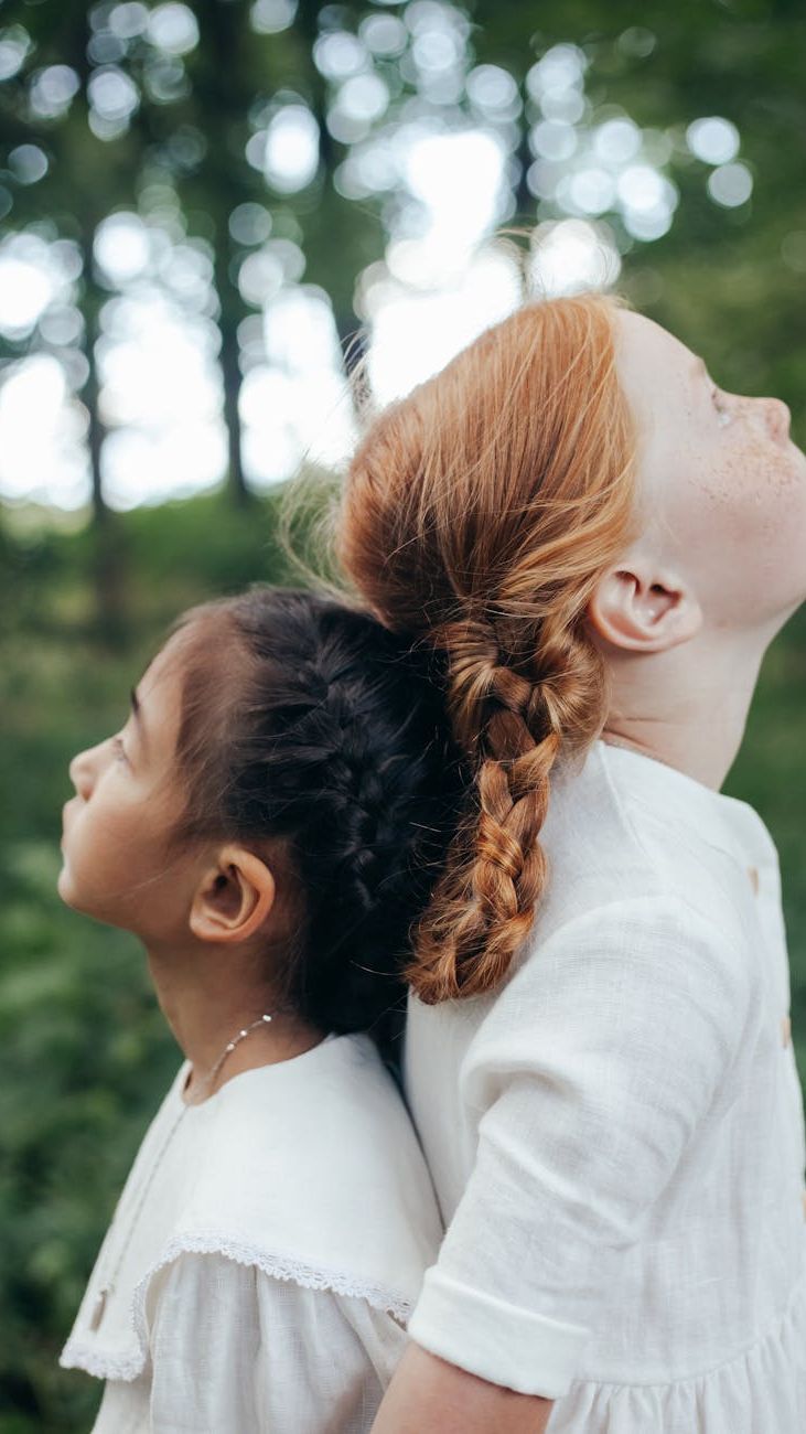 How to Choose the Perfect Blouse for School and Everyday Outfits