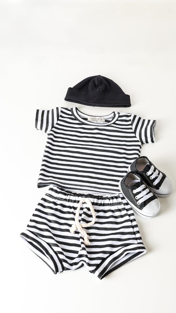 Little Style Icons: How to Complete Your Baby’s Look with Accessories