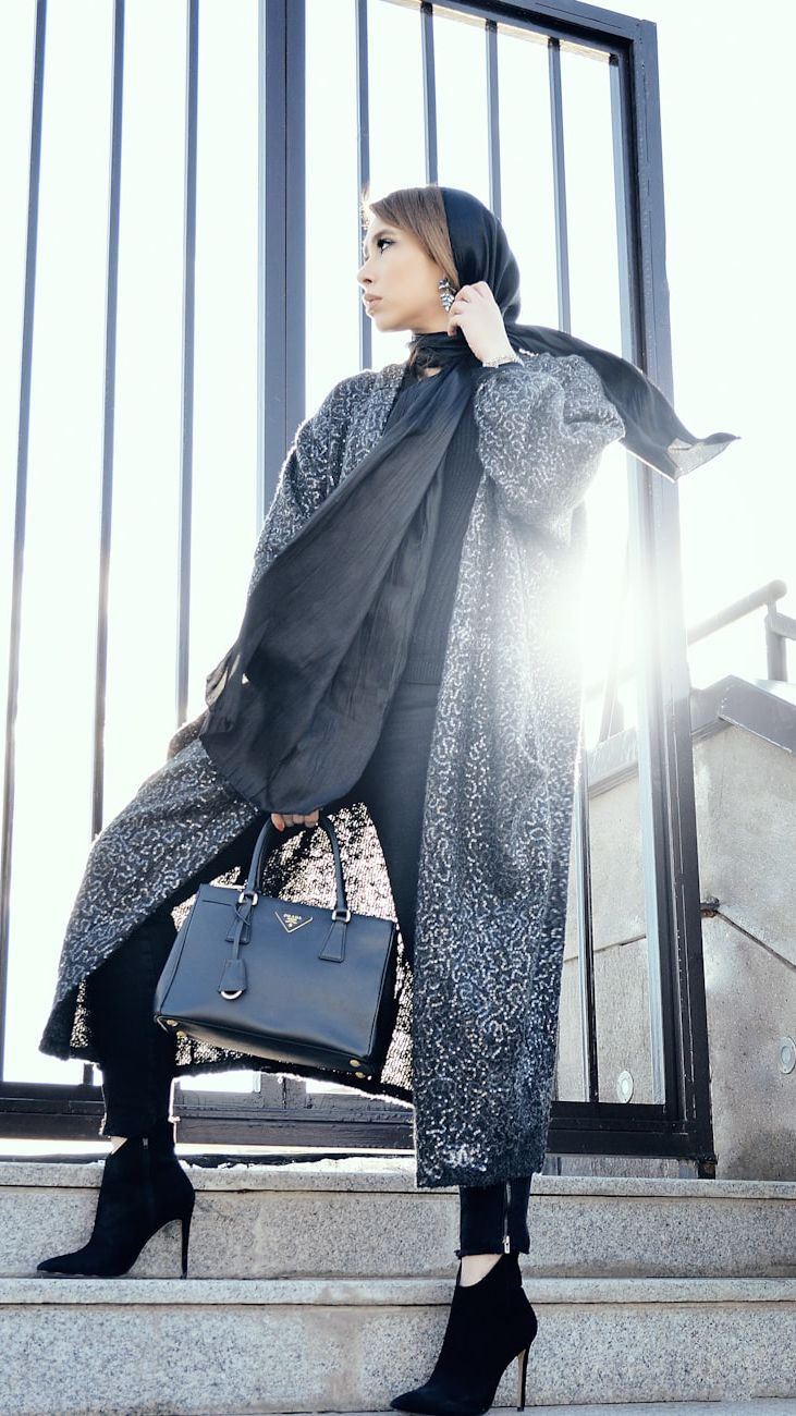 How to Wear Scarves and Wraps in 2026: Stylist Tips