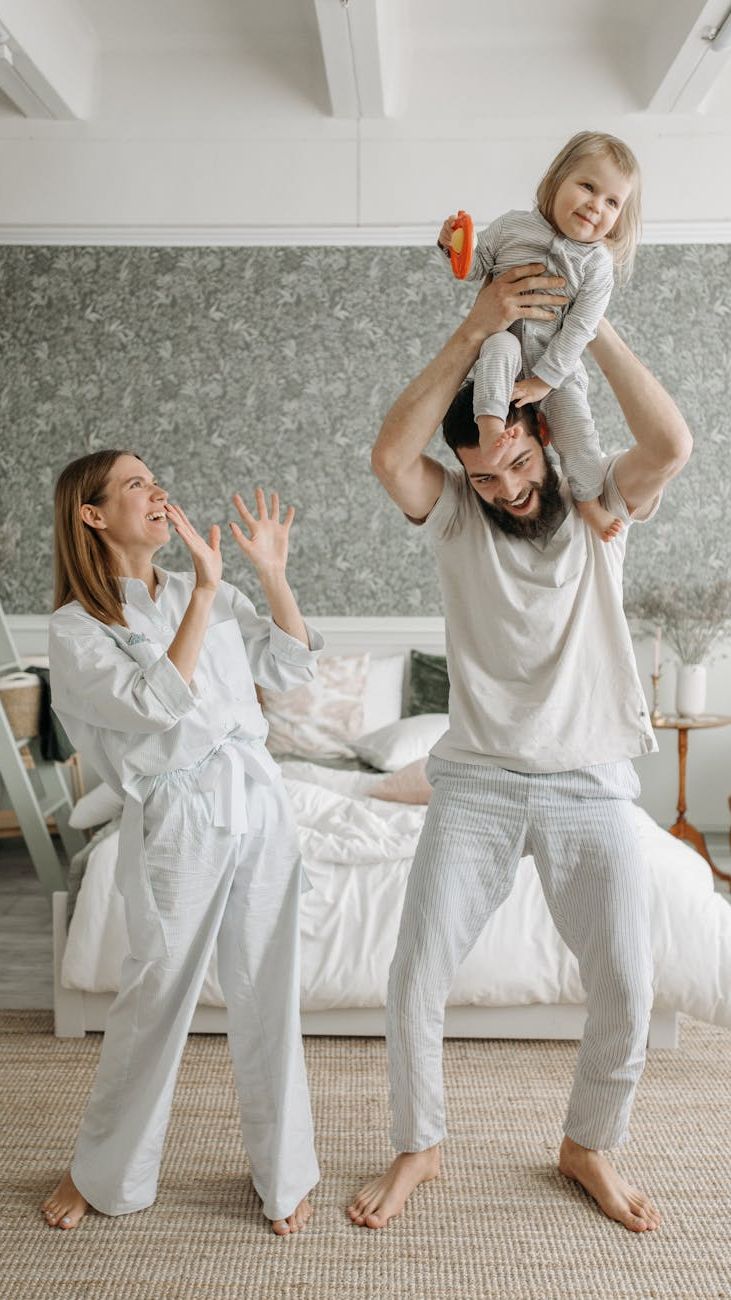 Men’s Comfort 24/7: Top Sleep & Lounge Looks