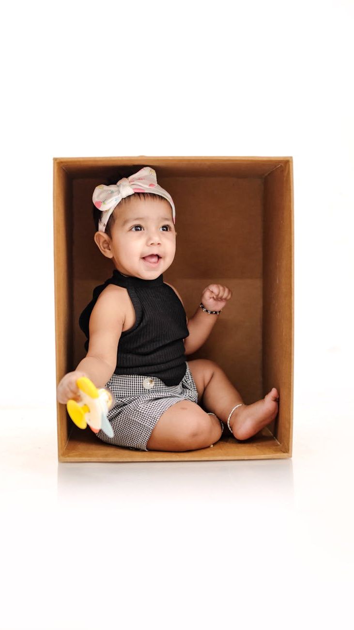 Seasonal Accessories: New Trends for the Littlest Fashionistas