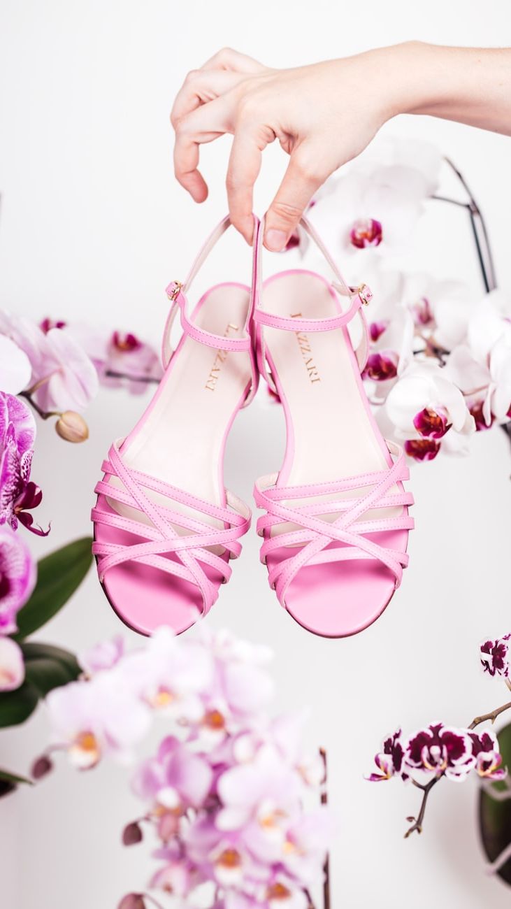 Seasonal Trends: Stylish Sandals for Girls Aged 5 to 15