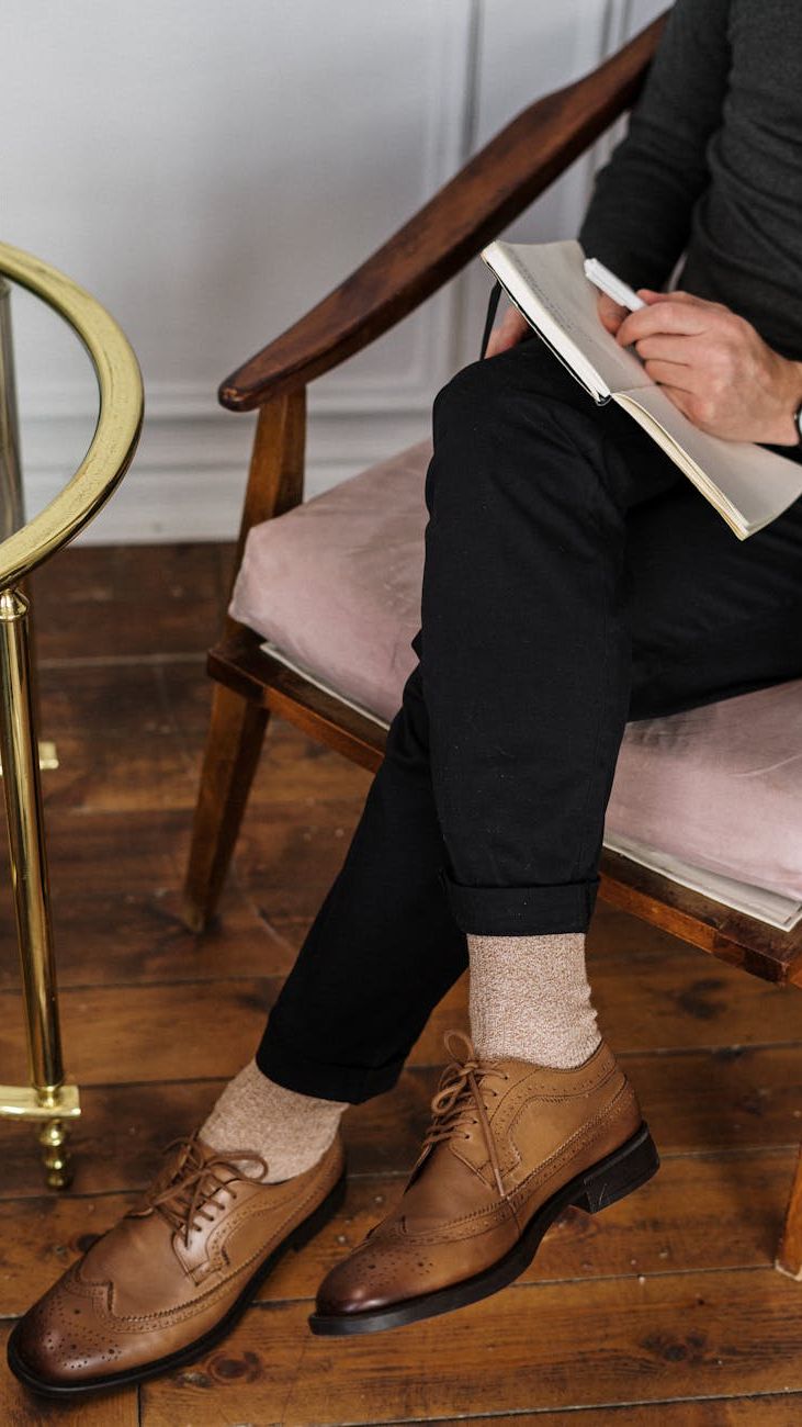Style Starts with Socks: How to Choose the Right Men’s Pairs for Any Outfit
