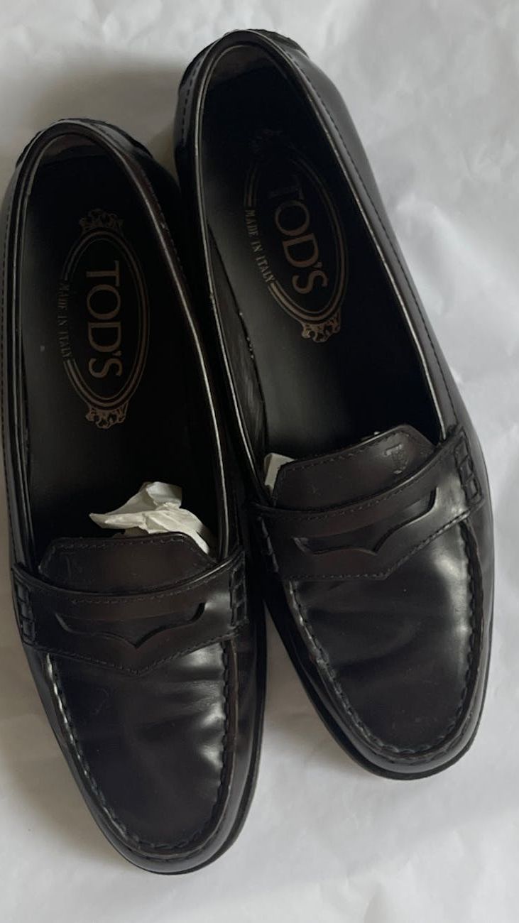 Modern Classics: Why Loafers and Slip-Ons Are a Must-Have in Every Man’s Wardrobe