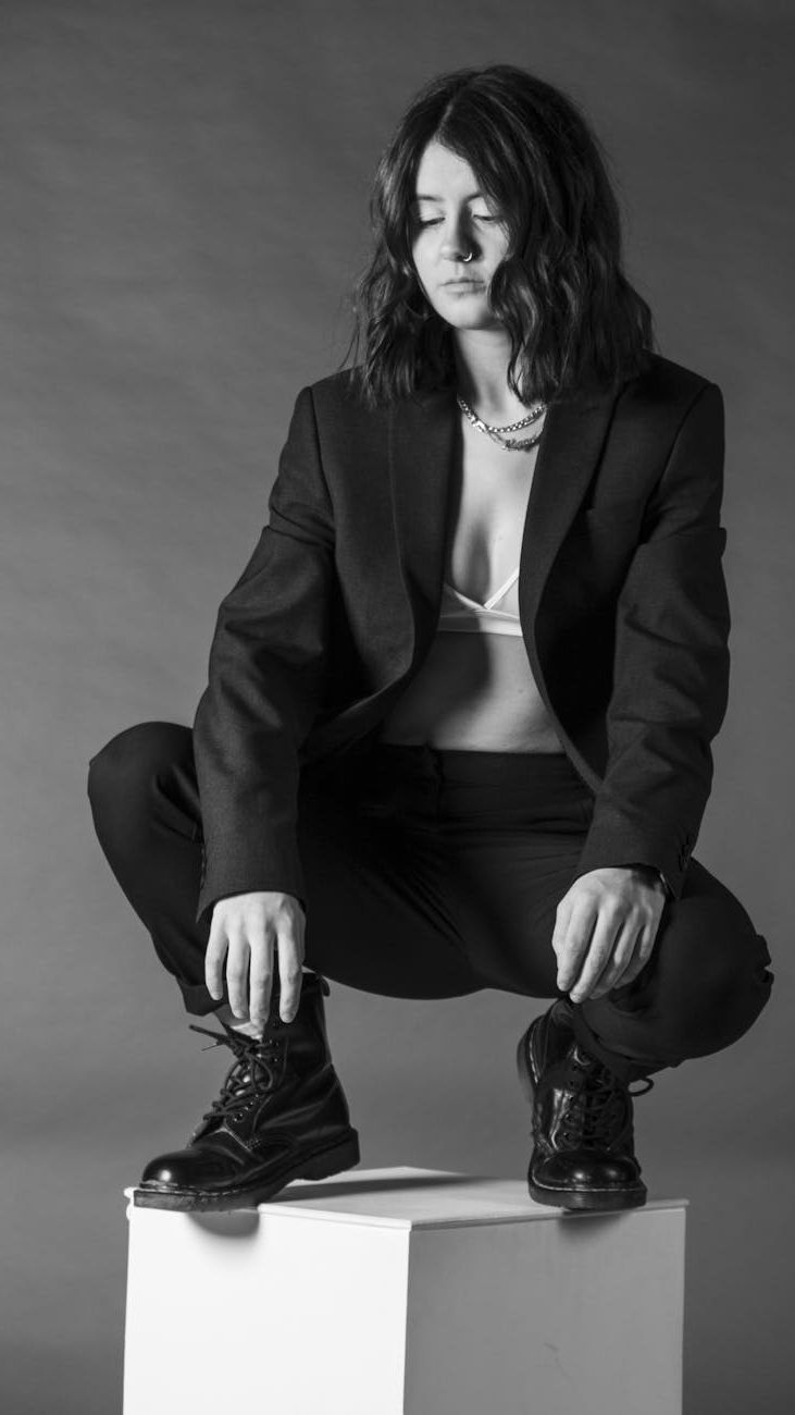 10 Stylish Ways to Wear a Women’s Suit in 2025