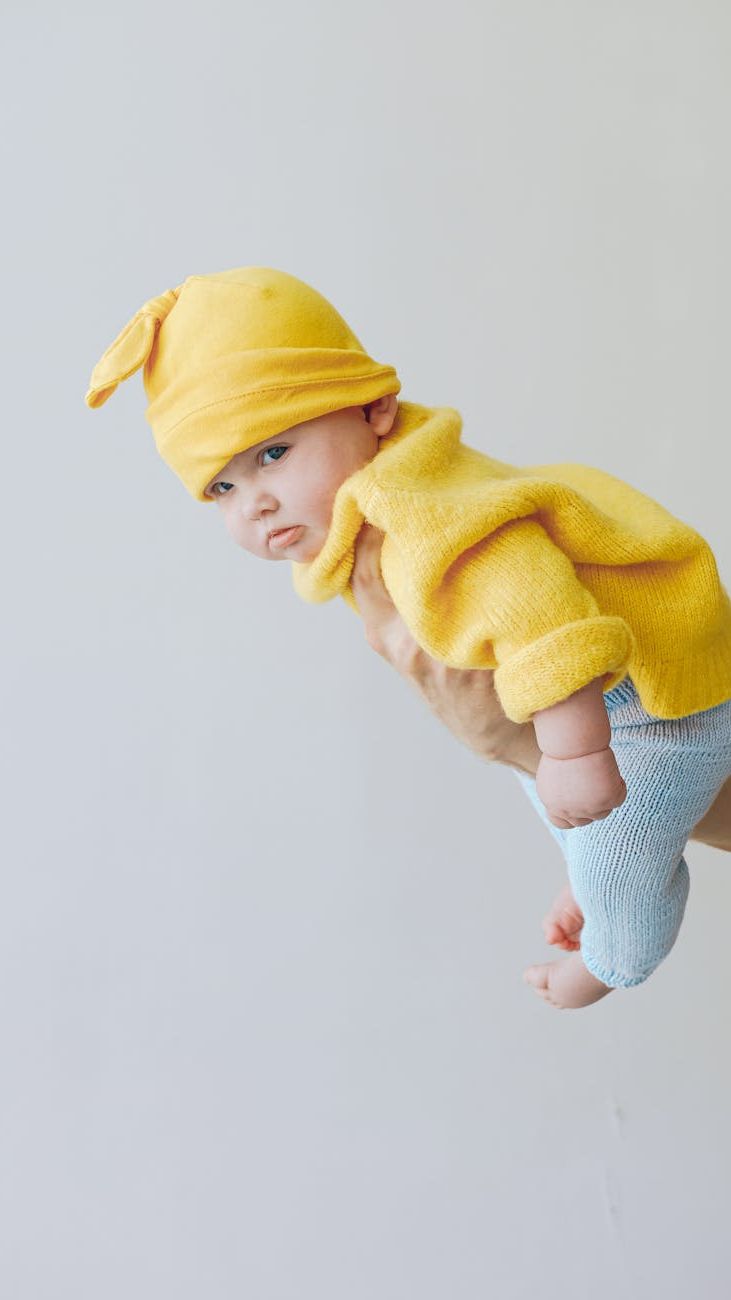 Top 5 Must-Have Items for a Baby's Wardrobe