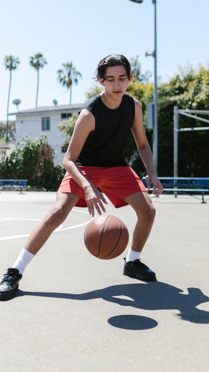 Boys' Activewear: Which Fabrics Provide the Best Comfort and Freedom of Movement