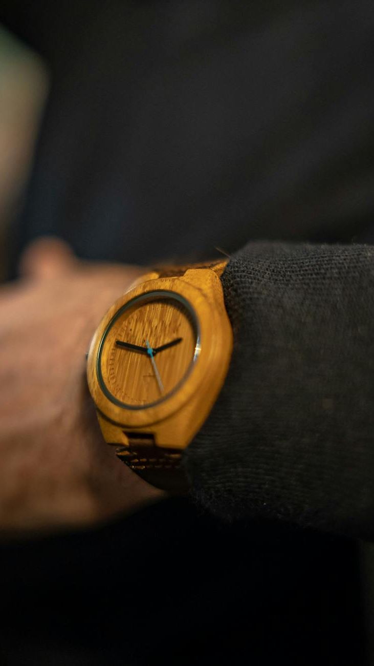 Minimalism or Sport? Choosing Men’s Watches to Match Your Personality