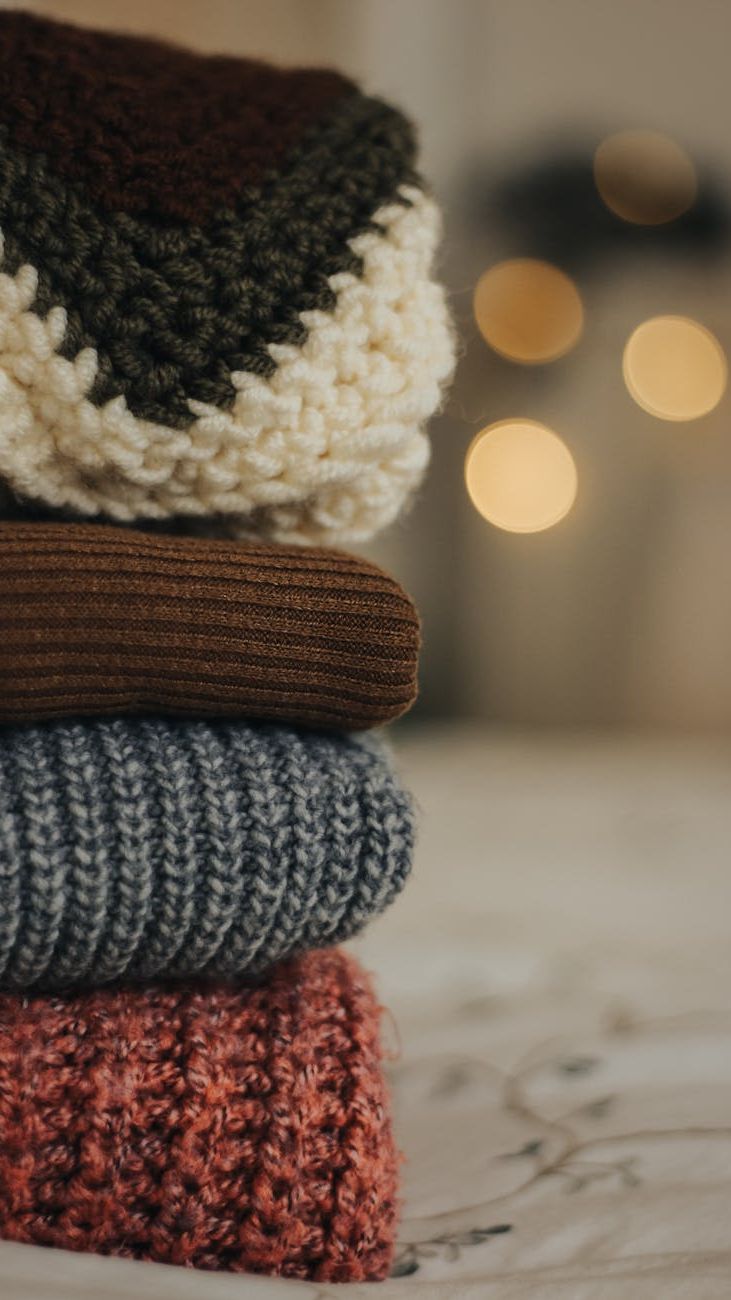 Chunky Knit Sweaters: Cozy Stylish Exaggerated Textures