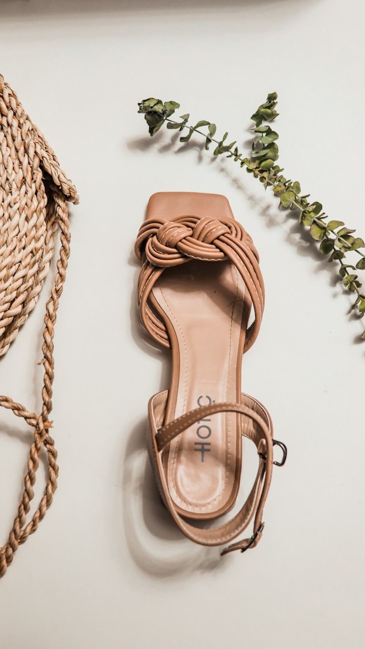 Fashionable Women’s Sandals: From Minimalism to Bold Statements