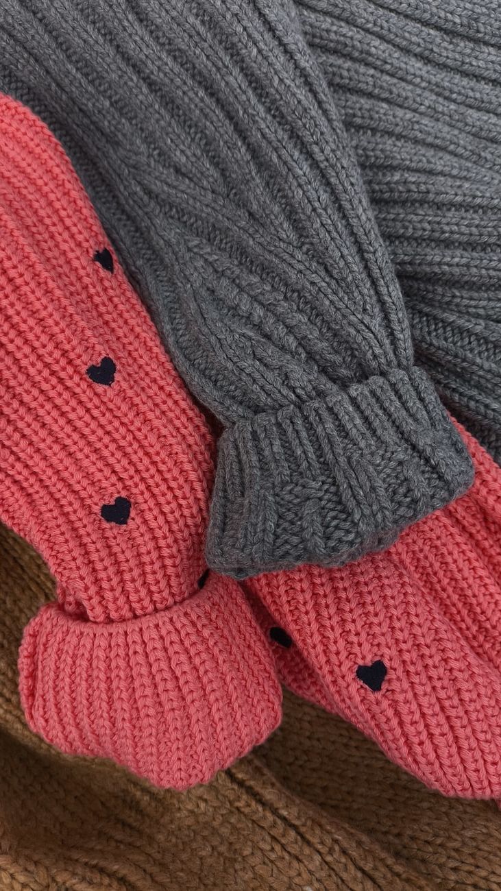 Fluffy Winter Sweaters: Comfort and Style for Little Girls