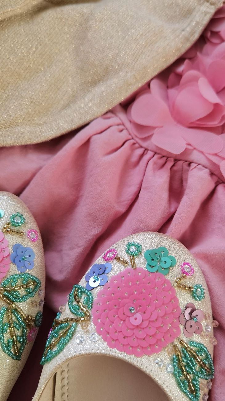 Girls’ Ballet Flats: 7 Styles That Go With Both Dresses and Jeans