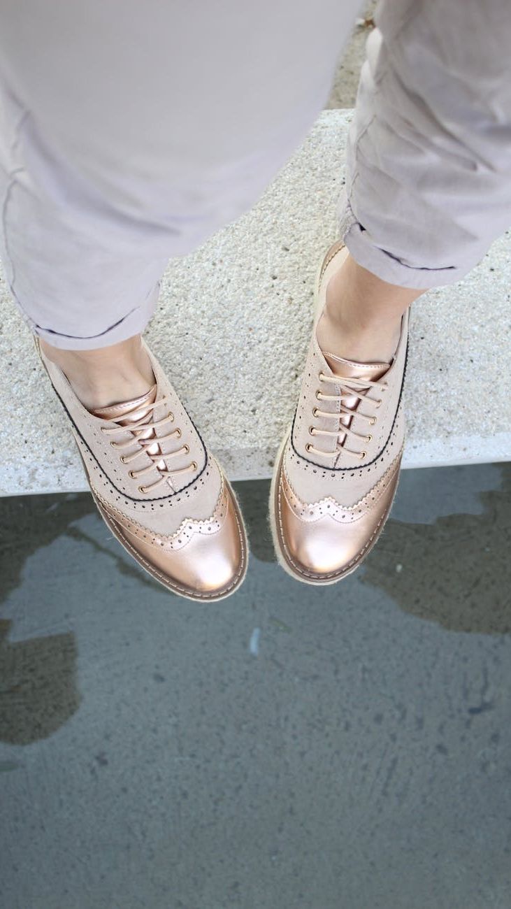 Why Oxfords Are a Must-Have in Every Modern Girl’s Wardrobe