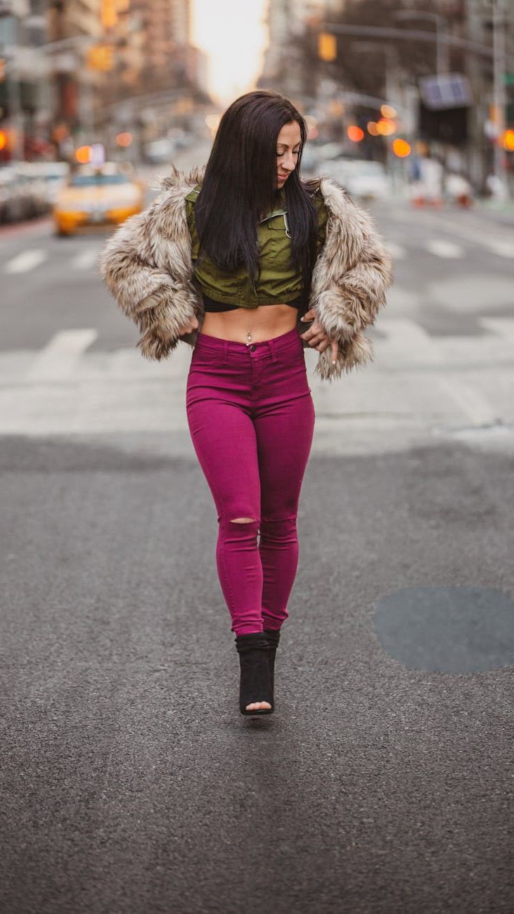 High-Waisted Women’s Pants: How to Choose the Perfect Fit