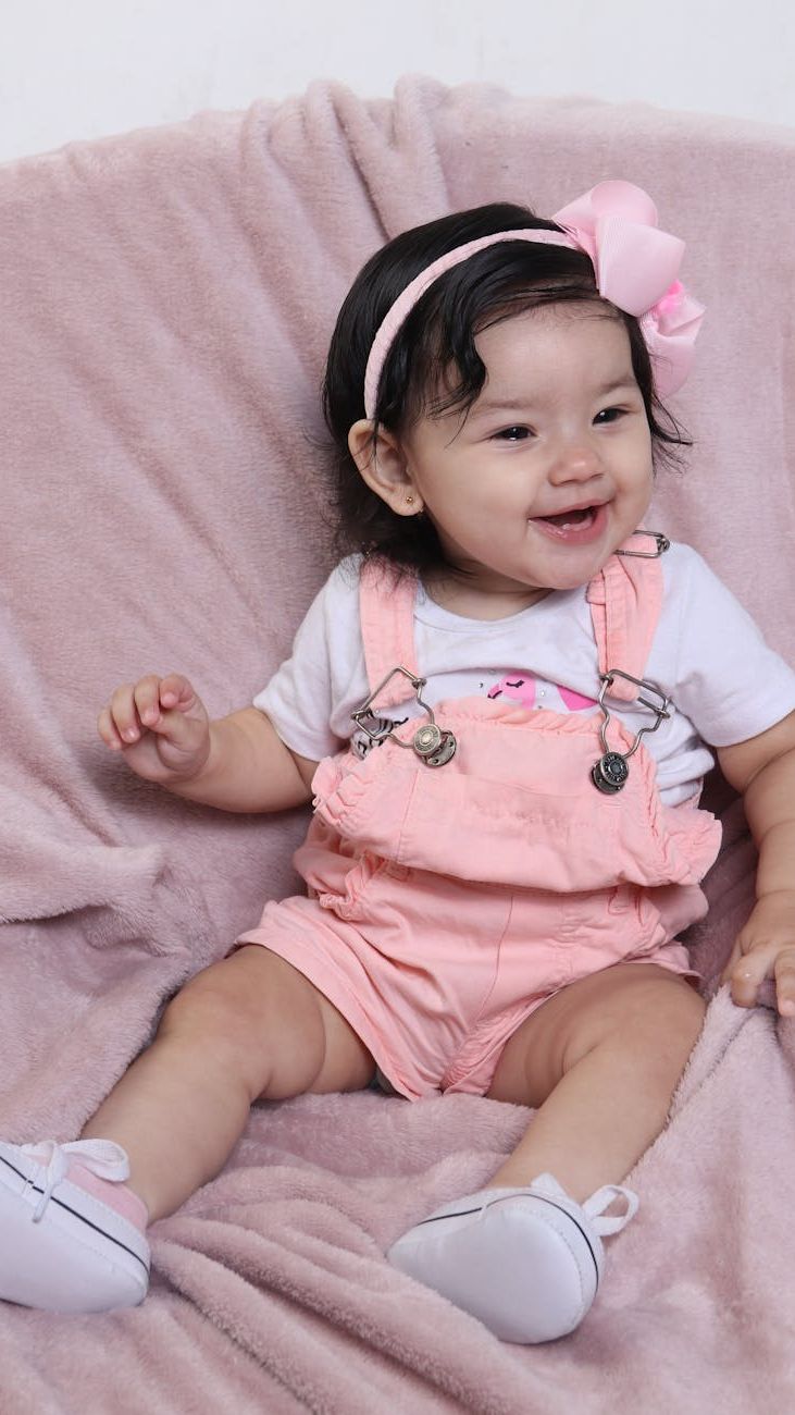 How to Build a Baby Girls’ Wardrobe: Practical and Stylish Solutions