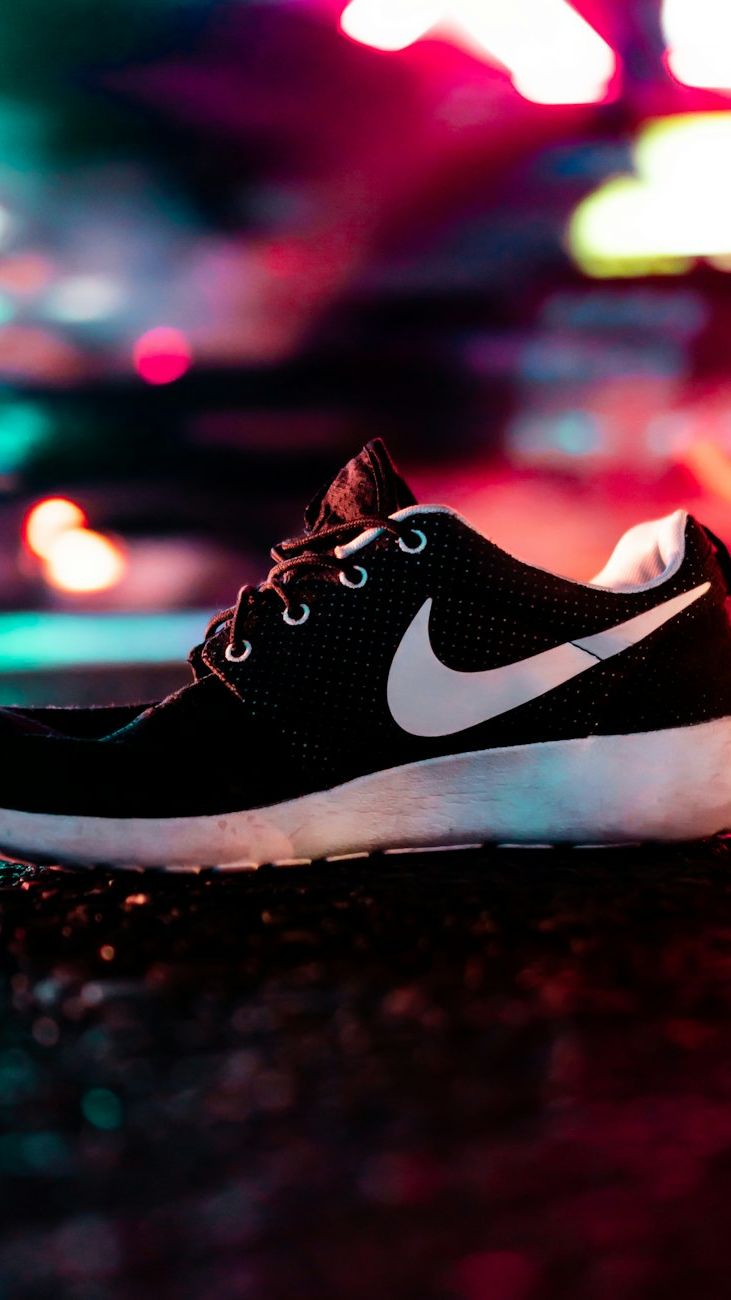 How to Choose Sneakers for School Sports: A Guide for Boys