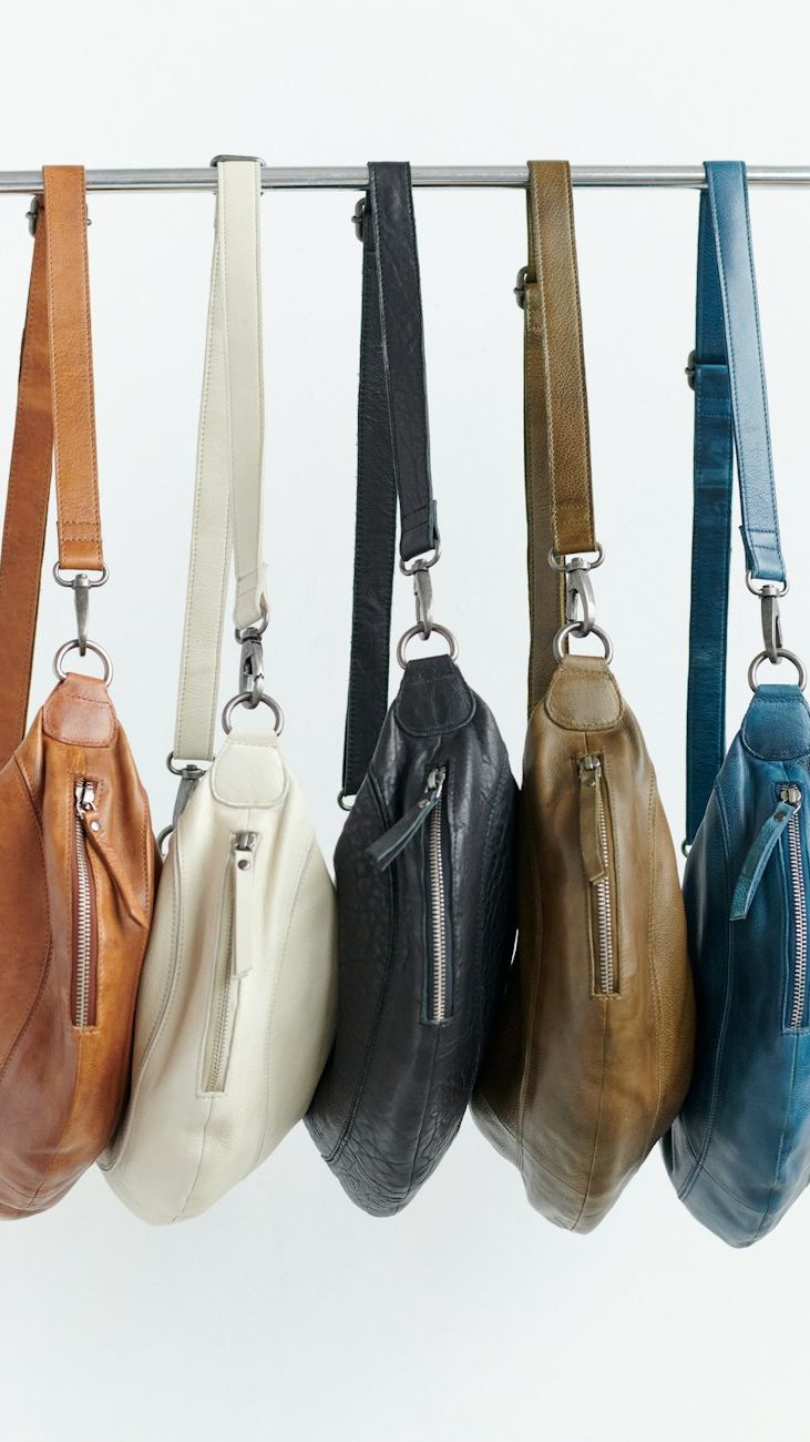 Light, Compact, Stylish: How to Choose the Perfect Cross-Body Bag