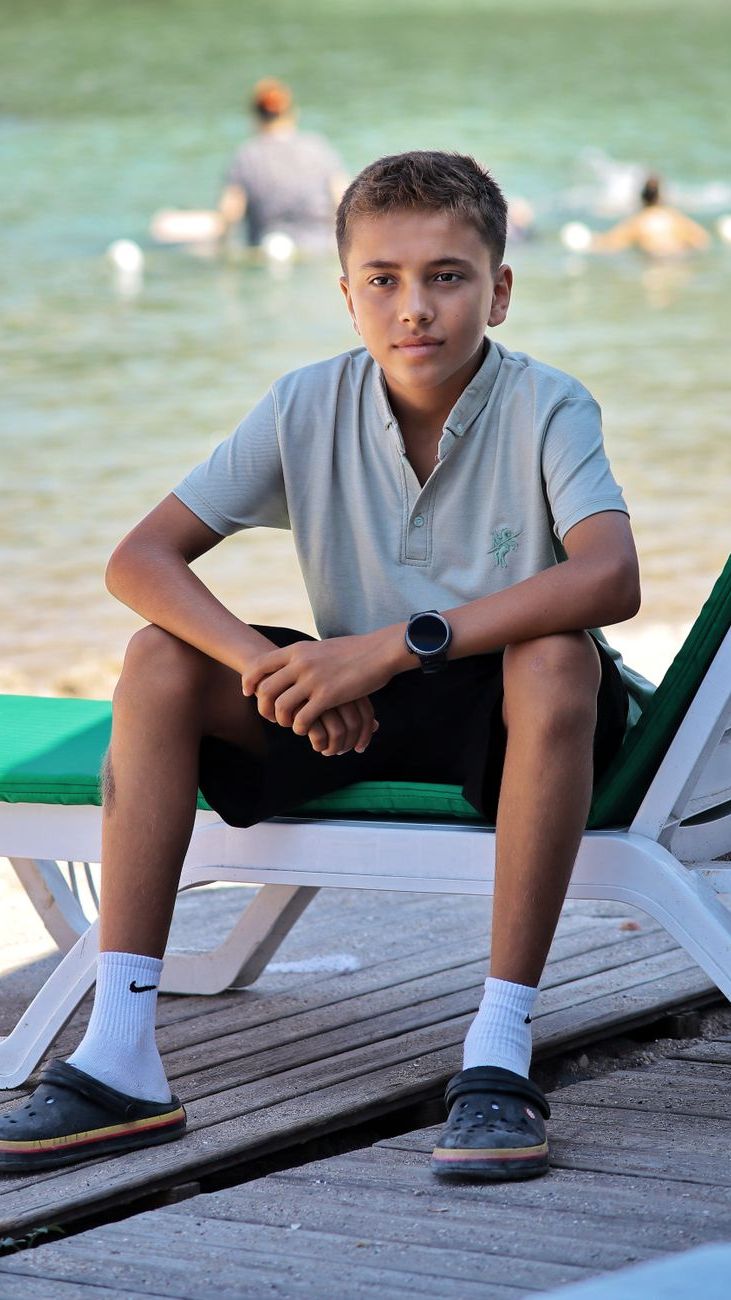 Lightweight Sandals for Travel: Which Pair to Choose for a Boy’s Holiday