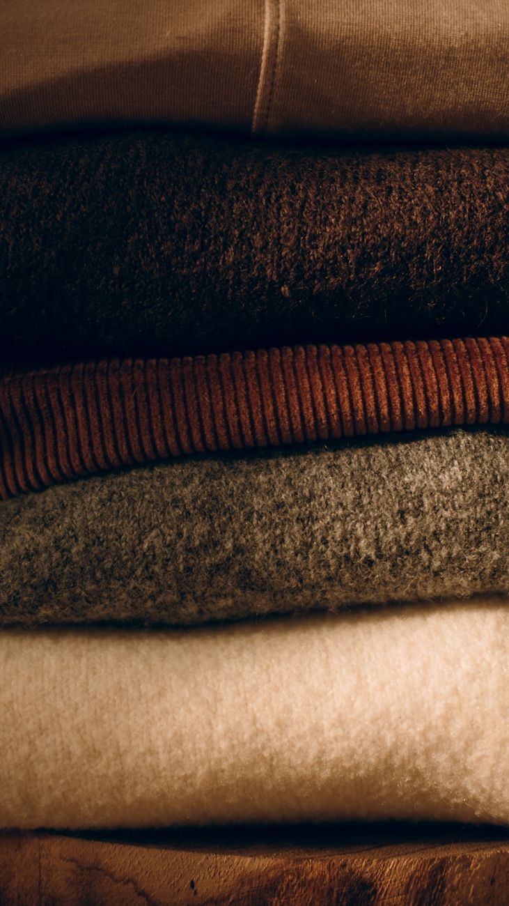 Lightweight Wool Sweaters: The Perfect Choice for Office and Business Meetings