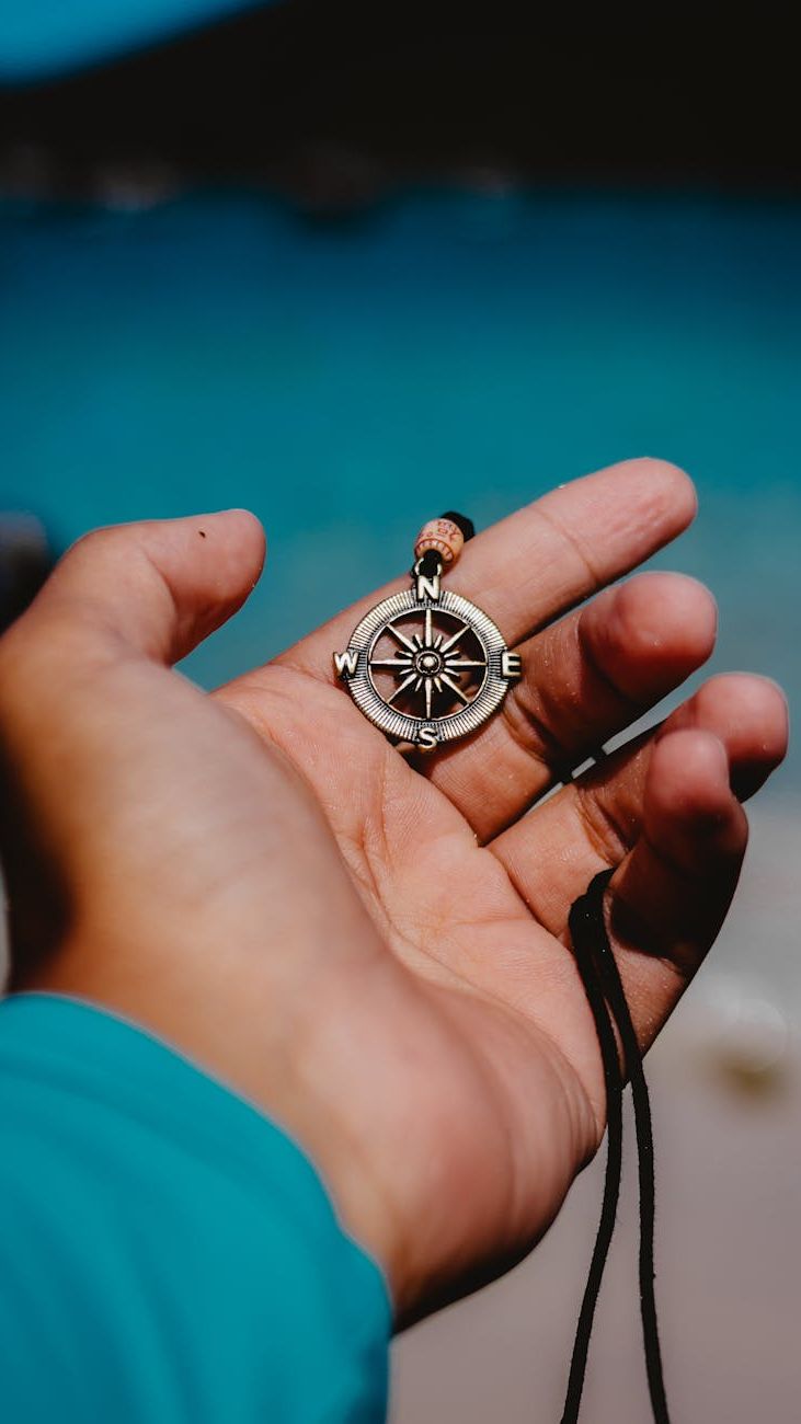 Men’s Pendant as the Perfect Gift: A Selection Guide