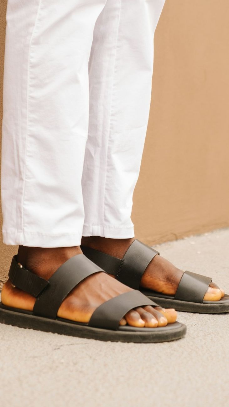 Men's Sandals 2025: A Stylish Step into the Hot Summer