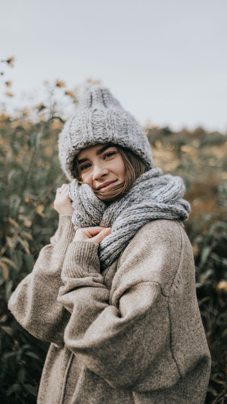 Oversized Scarf for Girls: A Stylish Accessory for Cold Days