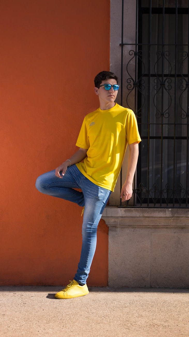 Style and Protection: How to Choose the Perfect Sunglasses for Boys