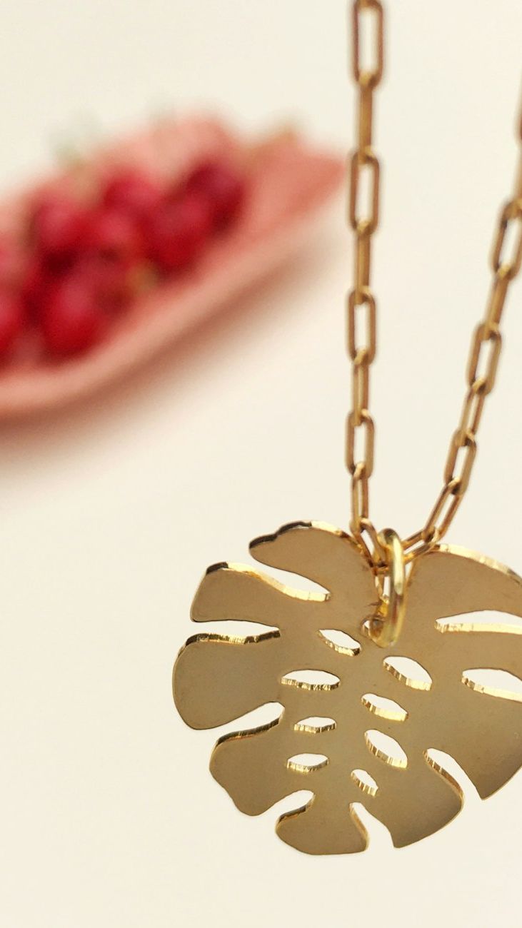 Sparkle, Style, Magic: The Best Necklaces for Girls Right Now
