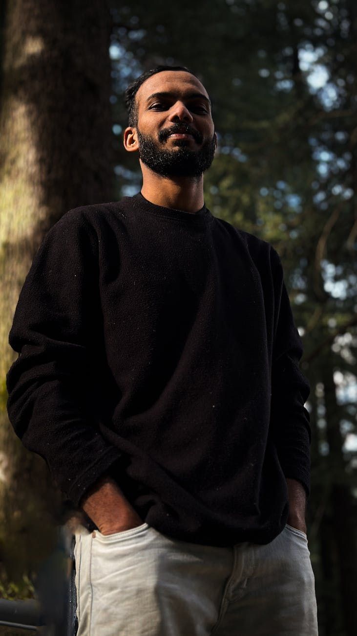 Top Men's Sweatshirts: Which Styles to Add to Your Wardrobe Right Now