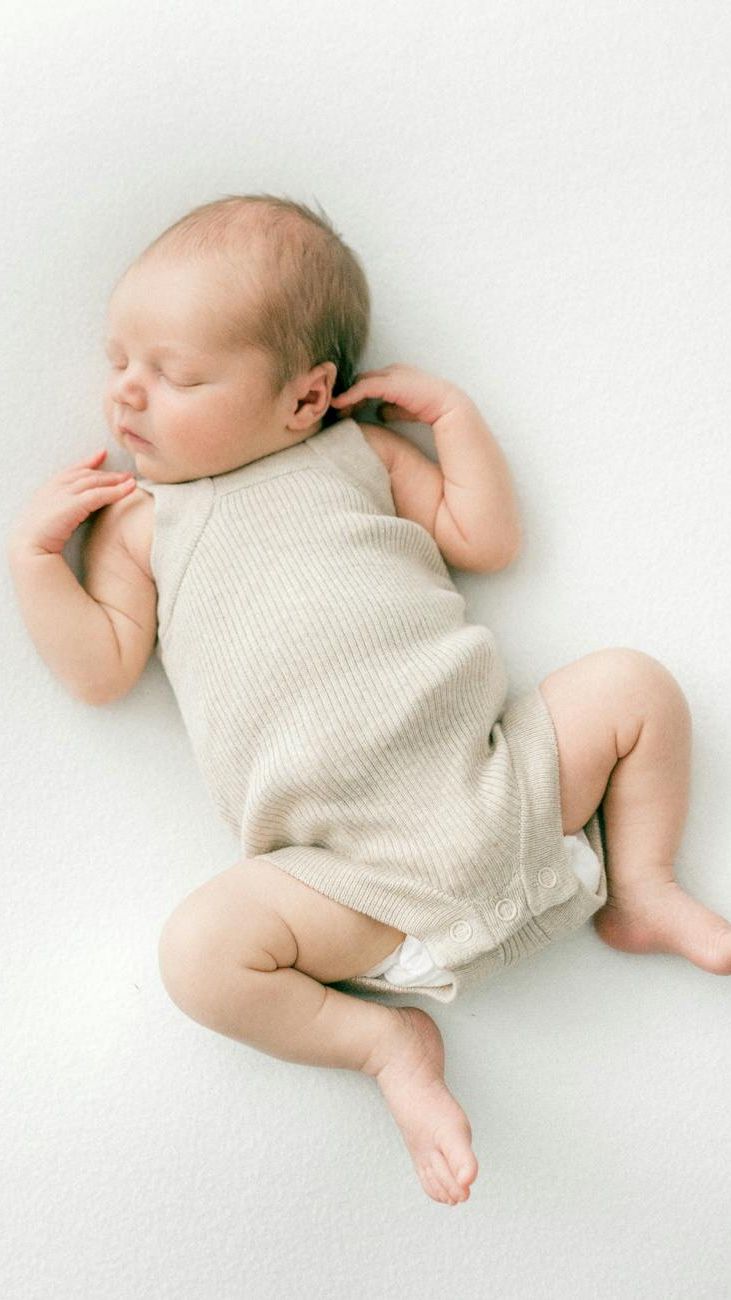 Universal Baby Clothes: What to Buy If You Don’t Know the Gender Yet