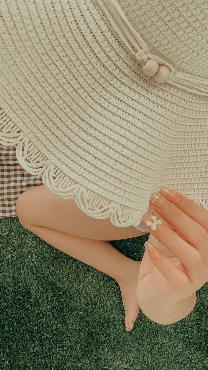 Wide-Brim Sun Hats for Girls: Combining Sun Protection with Stylish Looks