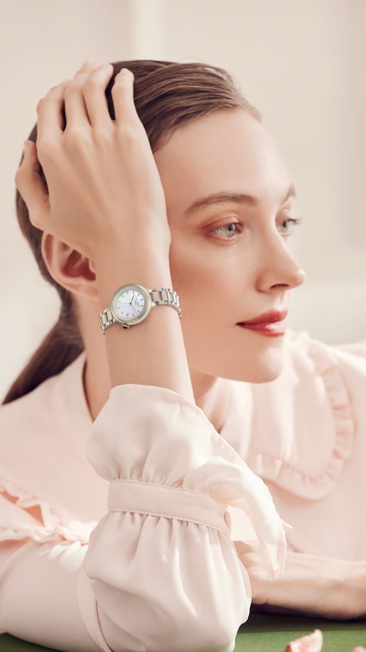 From Minimalism to Luxury: Women’s Watches as the Key Accessory of the Season